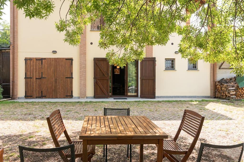 Апартаменти Casolara: Ospitalita Su Misura Castello di Serravalle Екстер'єр фото
